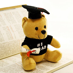 Gấu bông tốt nghiệp đáng yêu dễ thương và dành cho người thân